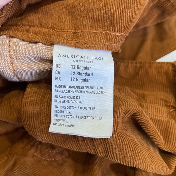 American Eagle Outfitters High Rise Corduroy Cargo jogger pants - Picture 4 of 10